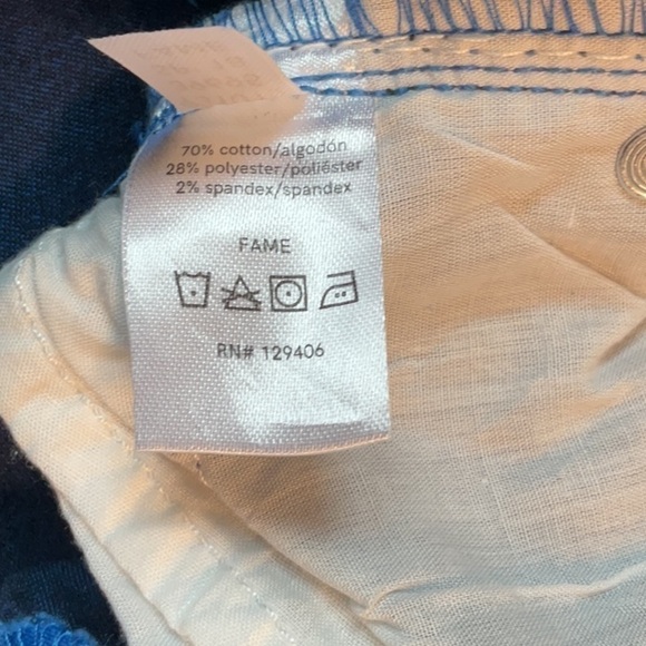 Venus Bling Cropped Jeans - Picture 11 of 11